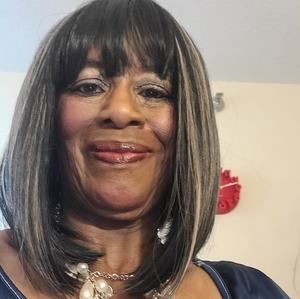 Meet your Posher, Rita